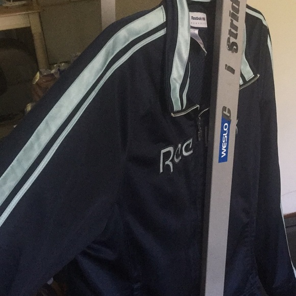 Reebok Navy Blue Zippered Jacket XL - Picture 3 of 8